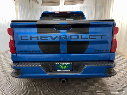 Certified 2022 Chevrolet Silverado 1500 Custom w/ Rally Edition AWD/4WD image 17