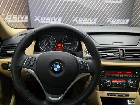 Used 2015 BMW X1 sDrive28i RWD image 19