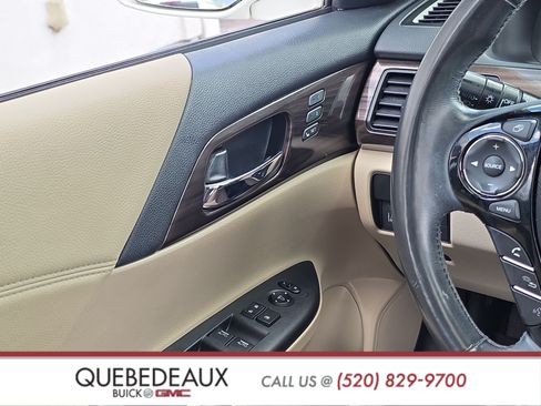Used 2017 Honda Accord Touring image 22