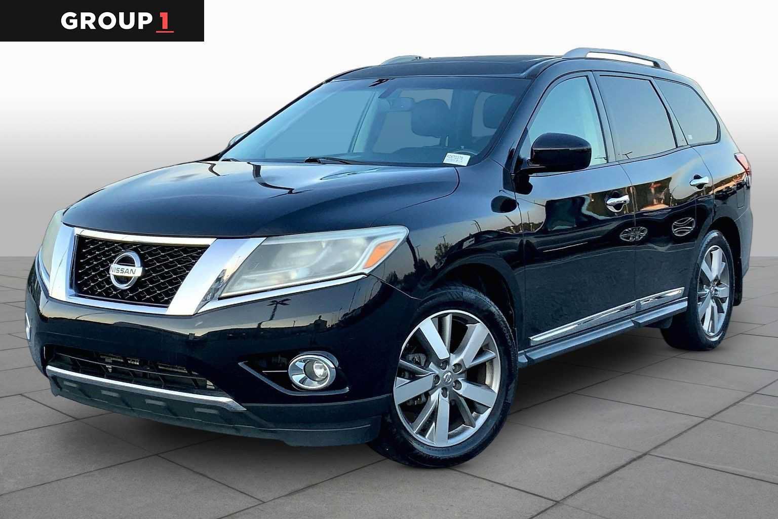 Used 2015 Nissan Pathfinder Platinum w/ Cargo Package FWD image 1