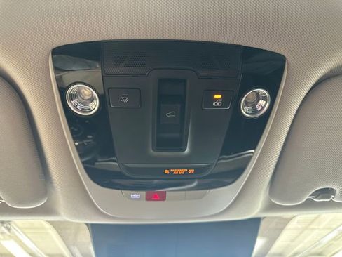 Used 2025 Kia Sorento SX AWD/4WD image 39