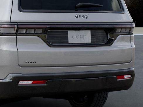 New 2026 Jeep Grand Wagoneer Limited image 13