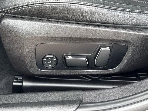 Used 2024 BMW 330i 330i image 29