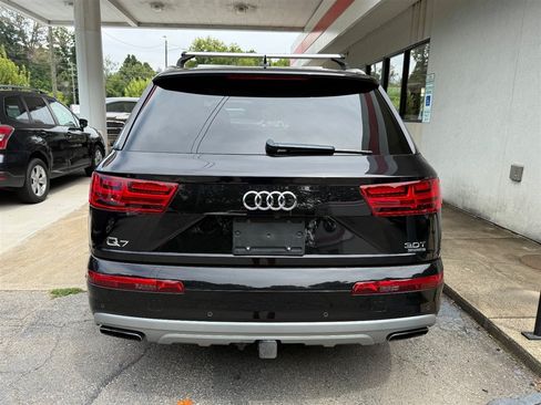 Used 2018 Audi Q7 3.0T Prestige AWD/4WD image 14