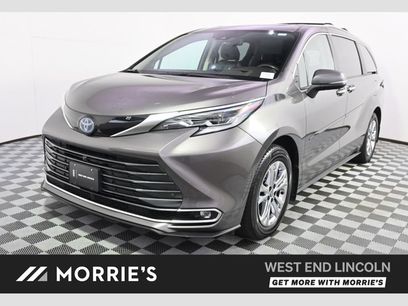 Used 2023 Toyota Sienna Platinum