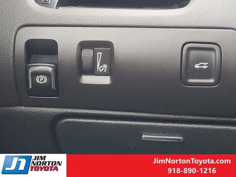 Used 2018 Chevrolet Impala LS image 23