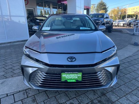 New 2026 Toyota Camry XLE image 8