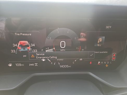 Used 2025 GMC Acadia Elevation w/ LPO, All-Weather Package image 23