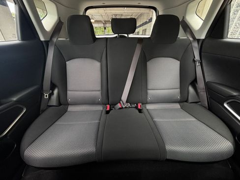 Used 2025 Kia Soul LX w/ LX Technology Package FWD image 36