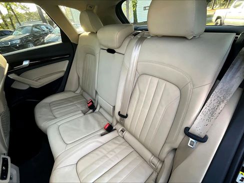 Used 2018 Audi Q5 2.0T Premium Plus w/ Premium Plus Package AWD/4WD image 21