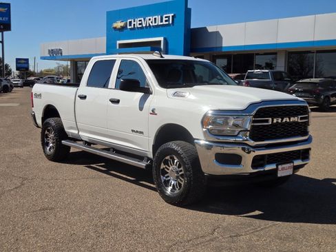 Used 2019 RAM 2500 Tradesman image 2