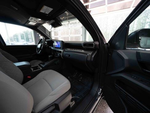 Used 2024 Toyota Tacoma SR5 image 25