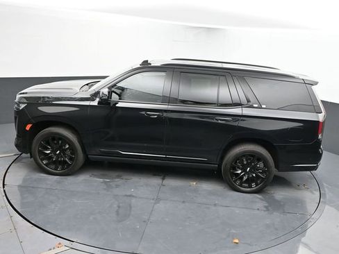 Used 2024 Cadillac Escalade Sport Platinum w/ LPO, ONYX Package image 45