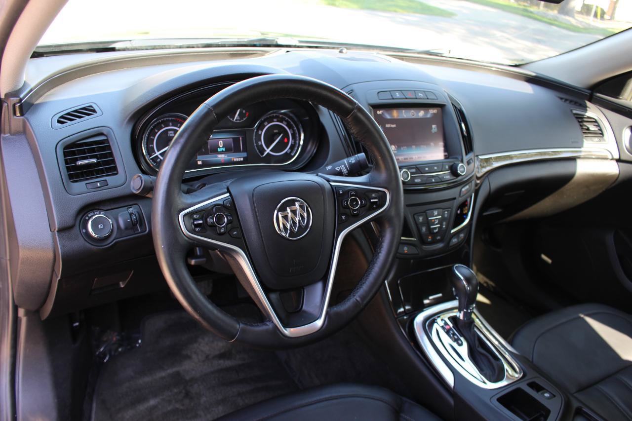 Used 2016 Buick Regal Premium FWD image 17
