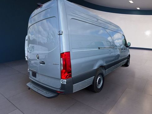 New 2025 Mercedes-Benz Sprinter 2500 image 4