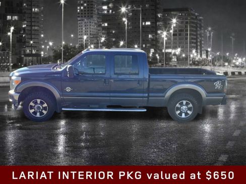 Used 2013 Ford F250 Lariat w/ Lariat Interior Pkg image 6