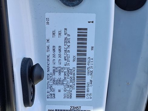 Used 2024 Toyota Tundra Limited image 27