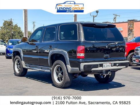 Used 2005 Chevrolet Tahoe Z71 w/ Preferred Equipment Group AWD/4WD image 2