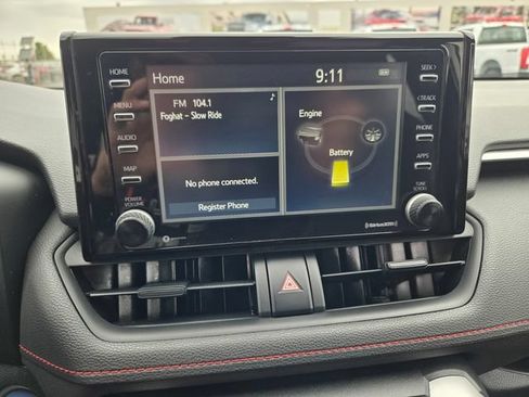 Used 2021 Toyota RAV4 SE w/ Weather & Moonroof Package AWD/4WD image 16