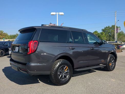 Used 2025 Ford Expedition Tremor AWD/4WD image 4
