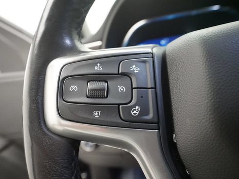 Used 2023 Chevrolet Suburban Z71 w/ Luxury Package AWD/4WD image 19