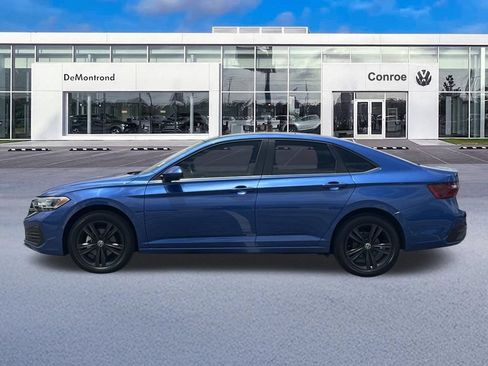 Used 2023 Volkswagen Jetta SE FWD image 8