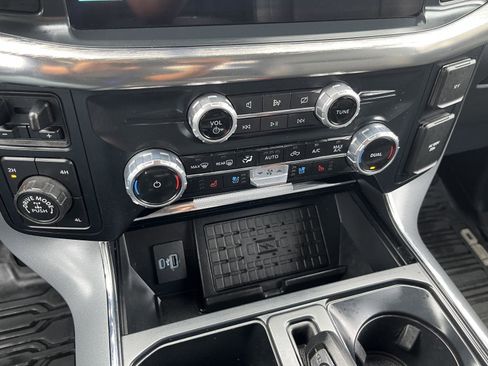 Used 2023 Ford F150 Lariat w/ Equipment Group 502A High image 21