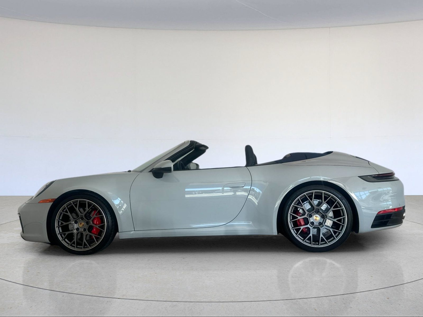 Used 2020 Porsche 911 Carrera S RWD image 2