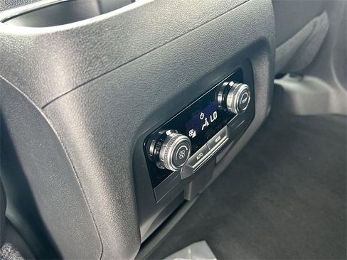 New 2025 GMC Acadia Elevation image 25