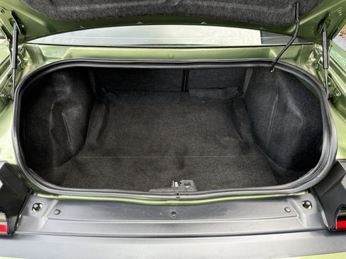 Used 2018 Dodge Challenger SXT w/ Blacktop Package image 27