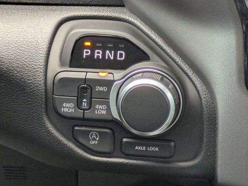 New 2026 RAM 1500 Express AWD/4WD image 18