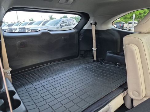 Used 2022 Toyota Highlander Platinum AWD/4WD image 36