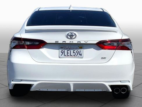 Used 2024 Toyota Camry SE FWD image 4