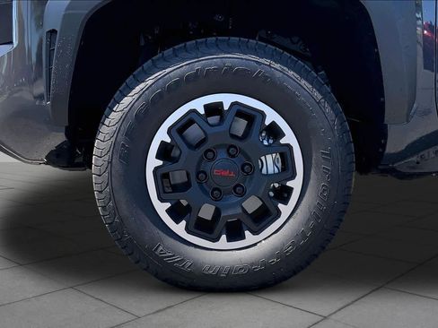 Used 2026 Toyota Tacoma TRD Off-Road AWD/4WD image 10