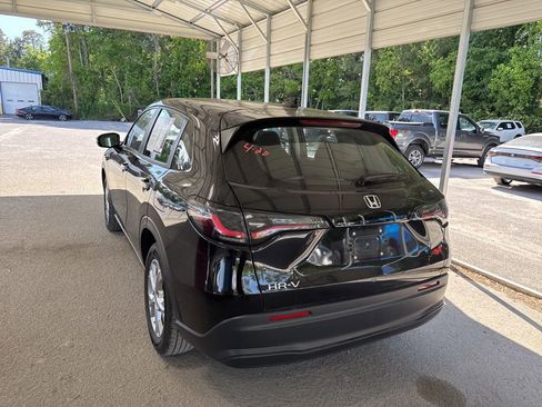 Used 2025 Honda HR-V LX image 4