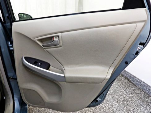 Used 2012 Toyota Prius Two FWD image 11