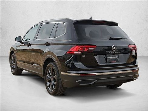 Used 2023 Volkswagen Tiguan SE FWD image 8