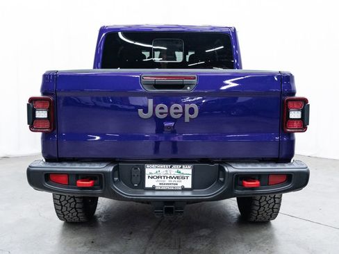 New 2026 Jeep Gladiator Rubicon w/ Steel Power Dome Hood Package AWD/4WD image 5