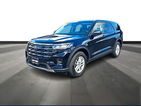 Used 2026 Ford Explorer Active RWD image 1