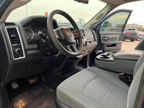 Used 2017 RAM 1500 Classic SLT RWD image 7