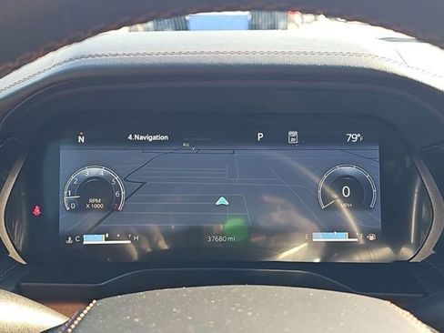 Used 2023 Jeep Grand Cherokee Summit AWD/4WD image 15