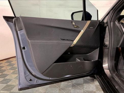 Used 2025 BMW iX xDrive50 w/ Sport Package image 21