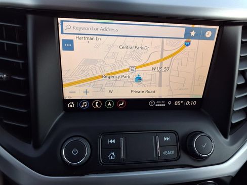 Used 2022 GMC Acadia SLT FWD image 7