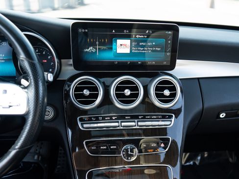 Used 2019 Mercedes-Benz C 300 Sedan image 27