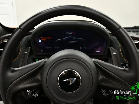Used 2023 McLaren 720S Spider image 37