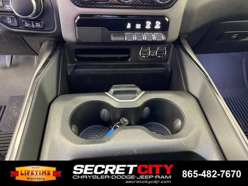 Used 2022 RAM 1500 Big Horn w/ Built-to-serve Edition AWD/4WD image 24