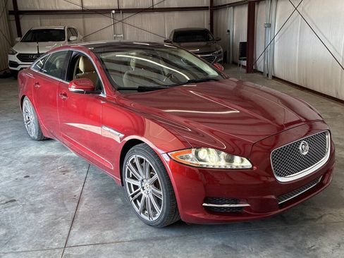 Used 2011 Jaguar XJ RWD image 5