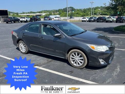 Used 2012 Toyota Camry XLE w/ Leather Pkg FWD image 1