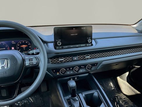 Used 2024 Honda Accord EX image 9