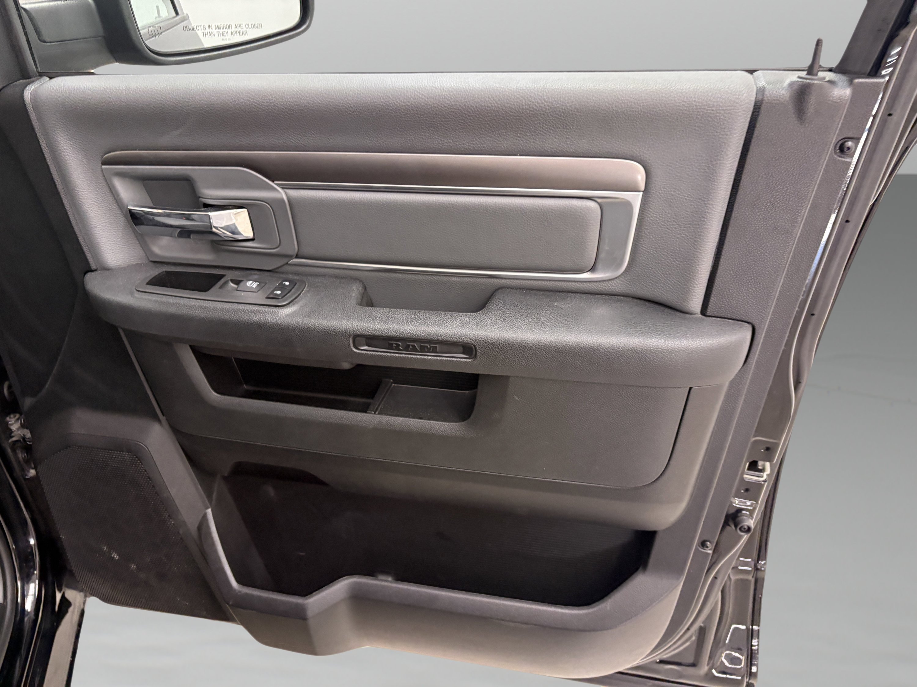Used 2024 RAM 1500 Classic SLT RWD image 26
